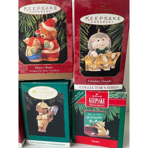 Vintage Hallmark Keepsake Lot 6 Christmas Ornamnets - Picture 3 of 8